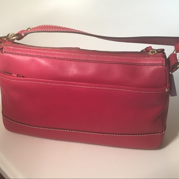 Coach Legacy NWT RASPBERRY - Picture 4 of 10